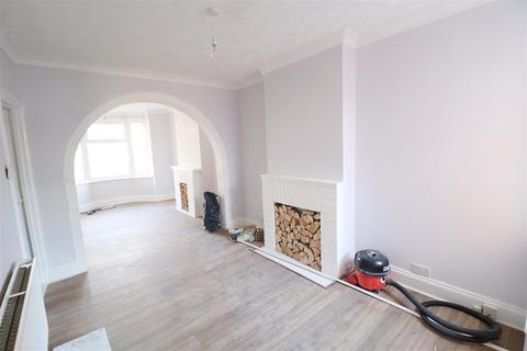 3 bedroom semi-detached house for sale, Grenville Road, Braintree