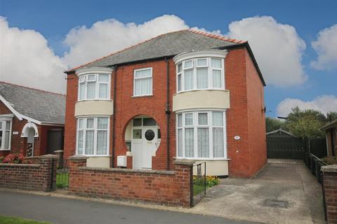 5 bedroom detached house for sale, St. Andrews Road, Mablethorpe LN12