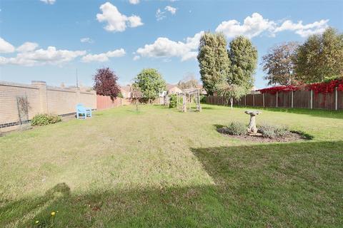 2 bedroom detached bungalow for sale, Cotmer Road, Oulton Broad