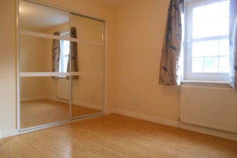 2 bedroom flat to rent, Chalmers Brae, Fife