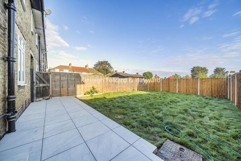 3 bedroom end of terrace house for sale, Southend Lane, Catford