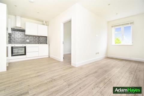 1 bedroom apartment to rent, Regents Park Road, London N3