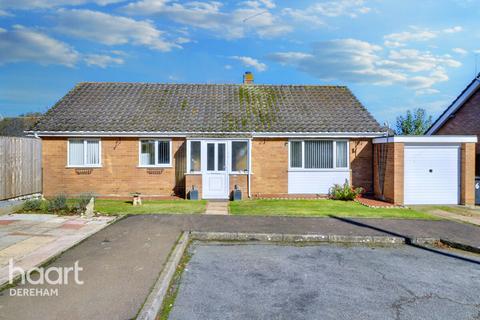 3 bedroom detached bungalow for sale, Cedar Close, Dereham