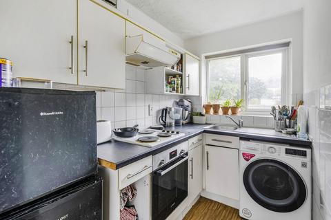 1 bedroom maisonette for sale, Walled Meadow, Andover, SP10 2RL