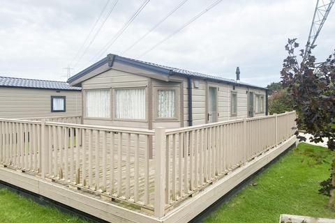 2 bedroom lodge for sale, Street Lane, Bubwith, Goole, DN14