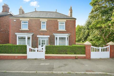 4 bedroom detached house for sale, New Road, Crook, Durham