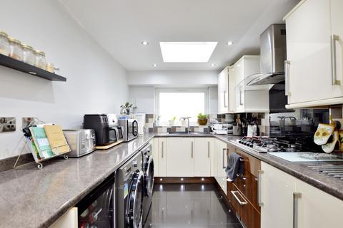 3 bedroom house for sale, Worthing Close, Stratford