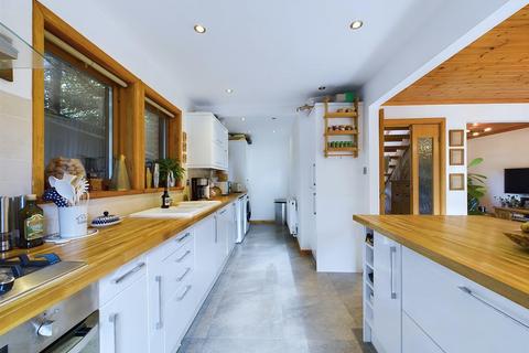 39 Beaumont Road, Purley, CR8 2EJ