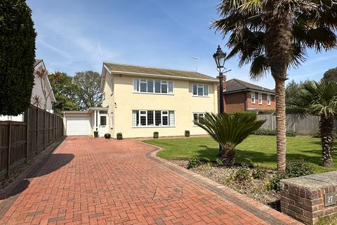 4 bedroom detached house for sale, Kingsway, Craigweil Private Estate, Bognor Regis, West Sussex PO21