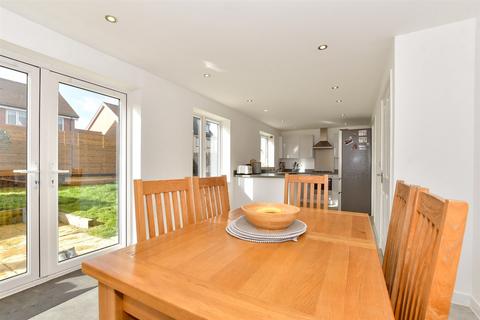 5 bedroom detached house for sale, Court Close, Deal, Kent