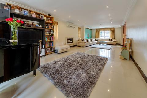 7 bedroom detached house for sale, Beech Avenue, Radlett WD7