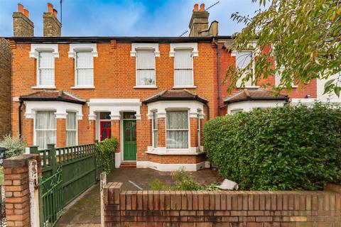16 Belsize Avenue, London, W13 9TF