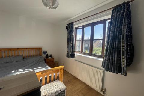 16 Park Close, Sonning Common, Reading, RG4 9RY