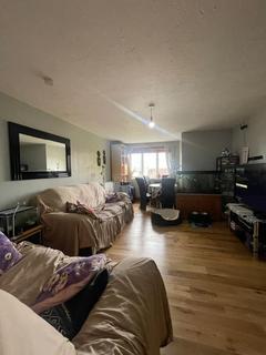 2 bedroom flat to rent, London N13