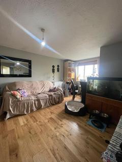 2 bedroom flat to rent, London N13