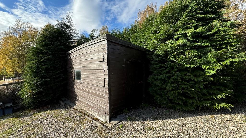 Shed 2.jpg