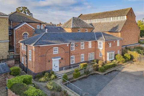 Office to rent, High Street, Market Harborough