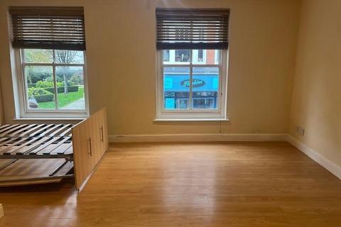 Studio to rent, Church Street, Lutterworth