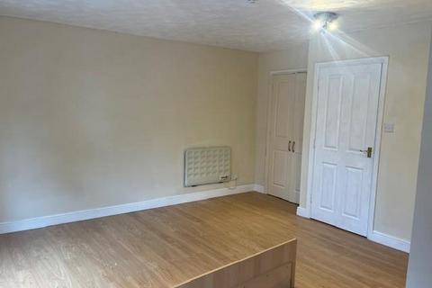 Studio to rent, Church Street, Lutterworth