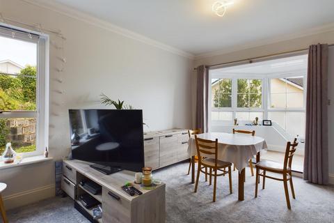 2 bedroom apartment for sale, Spacious 2 Bed Apartment With 2 Parking In St Helier