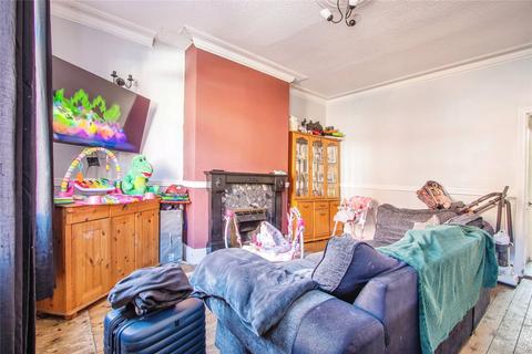 2 bedroom terraced house for sale, Manor Road, Wakefield, West Yorkshire, WF2