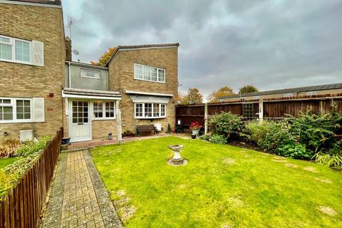 3 bedroom end of terrace house for sale, Mildmay Road, Stevenage