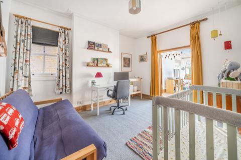 108b Ardgowan Road, London, SE6 1UU