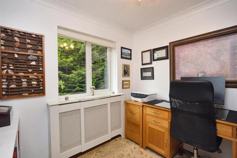 43 Grasmere Close, Eastbourne, BN23 8JE