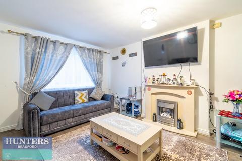 3 bedroom terraced house for sale, REF - SR - Burnsdale Allerton, Bradford, West Yorkshire, BD15 9DA