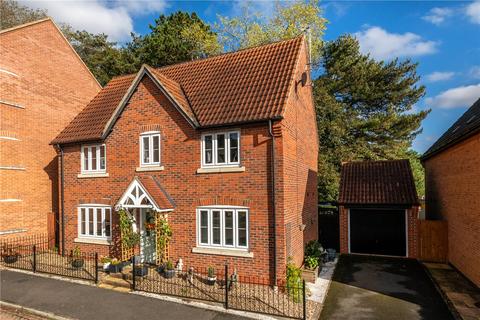 3 bedroom detached house for sale, Montrose Grove, Sleaford, Lincolnshire, NG34