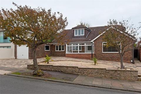 4 bedroom detached house to rent, Benett Drive, HOVE BN3