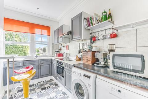 1 bedroom flat for sale, Elm Park Road, Winchmore Hill, N21