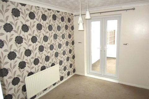 3 bedroom semi-detached house to rent, Moor Road, Hartshill, Nuneaton