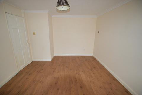 3 bedroom terraced house for sale, Wealdstone Drive, Dudley, DY3