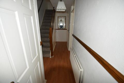 3 bedroom terraced house for sale, Wealdstone Drive, Dudley, DY3