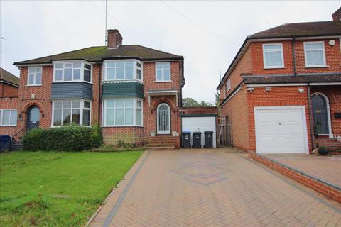 3 bedroom semi-detached house to rent, The Vale, Southgate, London, N14