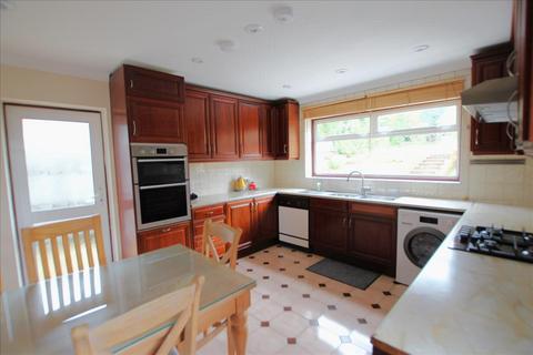 3 bedroom semi-detached house to rent, The Vale, Southgate, London, N14