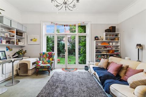 6 bedroom detached house for sale, The Avenue, London