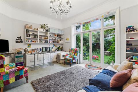 6 bedroom detached house for sale, The Avenue, London