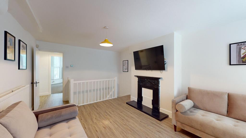 Flat 2 382 Wilmslow