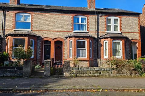 2 bedroom terraced house to rent, Beech Road, Hale