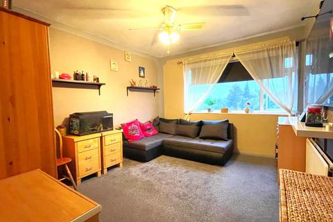 46 Kidderminster Road, Slough, SL2 2AZ