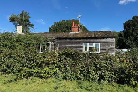 2 bedroom bungalow for sale, Tenterden Road, Biddenden TN27