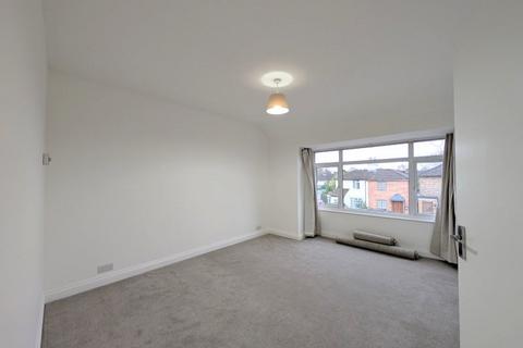 1 bedroom maisonette to rent, Bond Street, Englefield Green, Egham, TW20