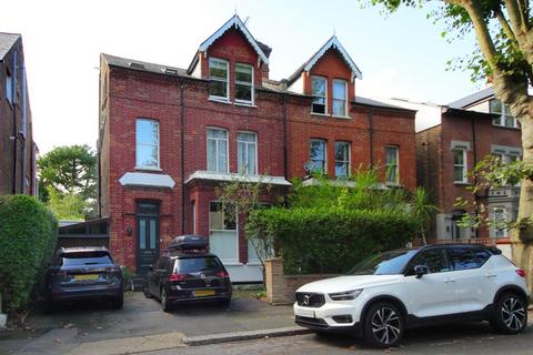 2 bedroom flat for sale, Heathfield Road, W3