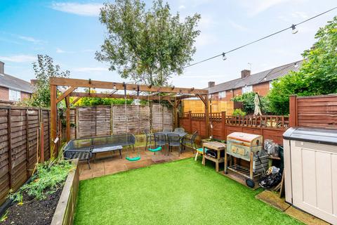 13 Widecombe Road, London, SE9 4HH