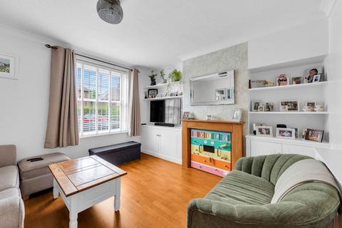 13 Widecombe Road, London, SE9 4HH