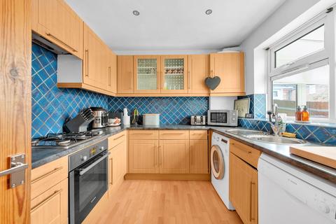 13 Widecombe Road, London, SE9 4HH