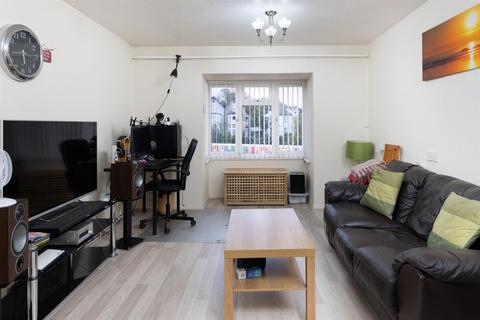 1 bedroom flat for sale, Sunny Bank, London