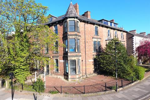 4 bedroom flat to rent, Eslington Road, Tyne and Wear NE2